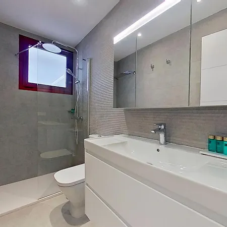 Apartment The Terraces Luxury Penthouses, 3b